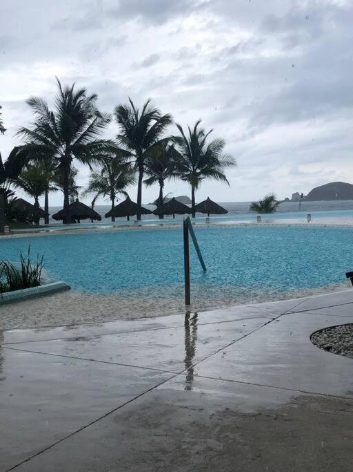Bay View Grand Marina Ixtapa Condo En Pie De Playa Exteriér fotografie