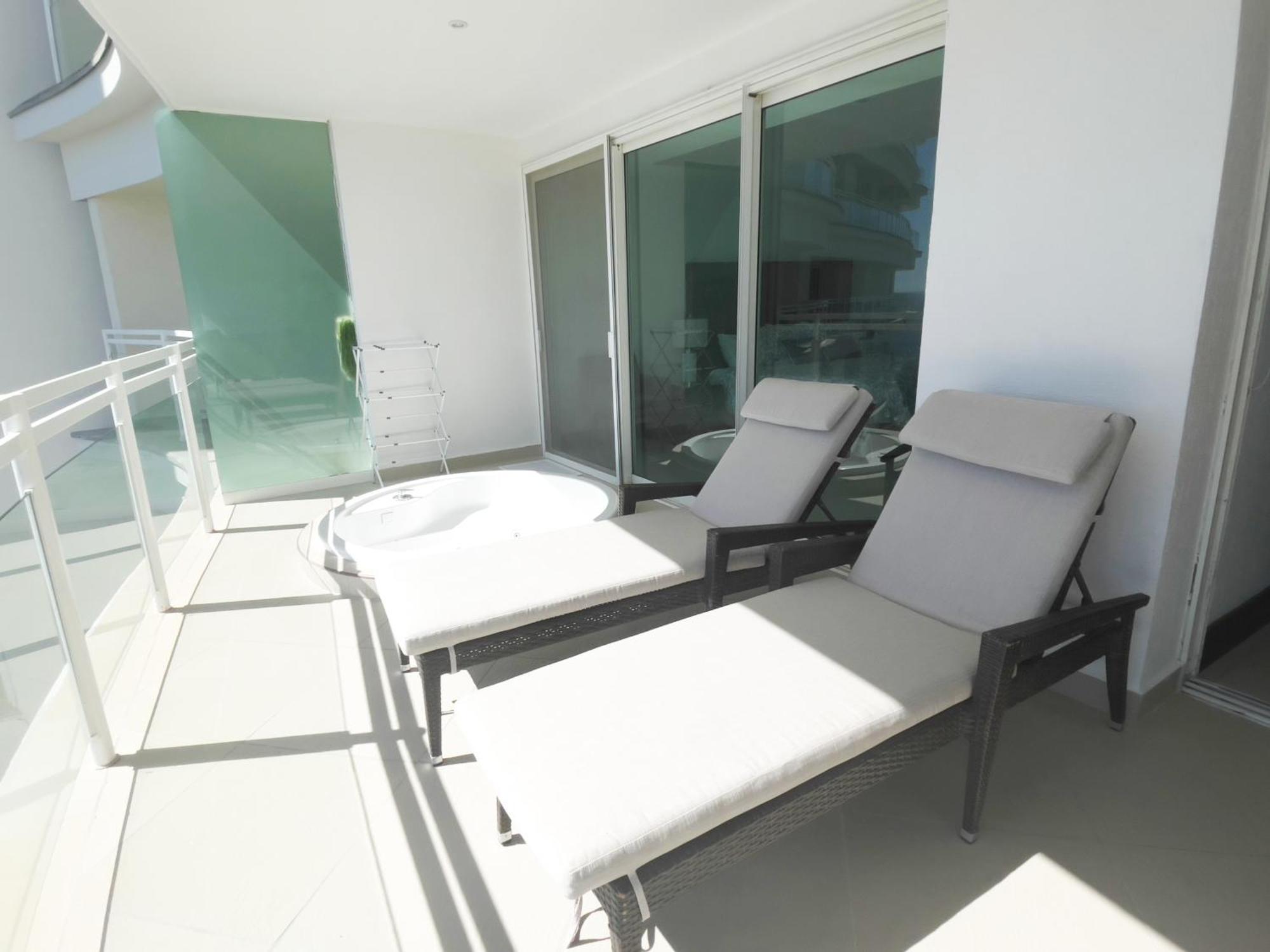 Bay View Grand Marina Ixtapa Condo En Pie De Playa Exteriér fotografie